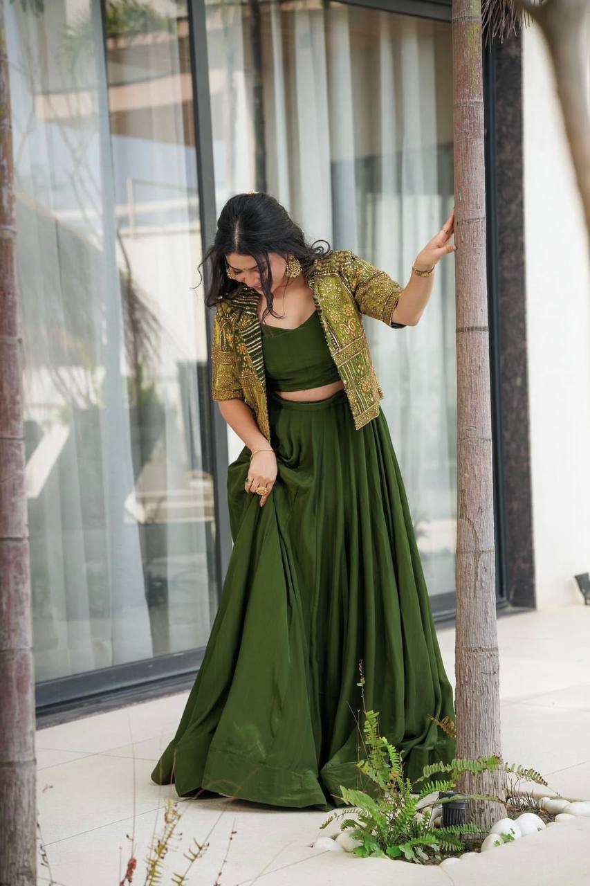 Yaari Collection Luxury Emerald Green Party Wear