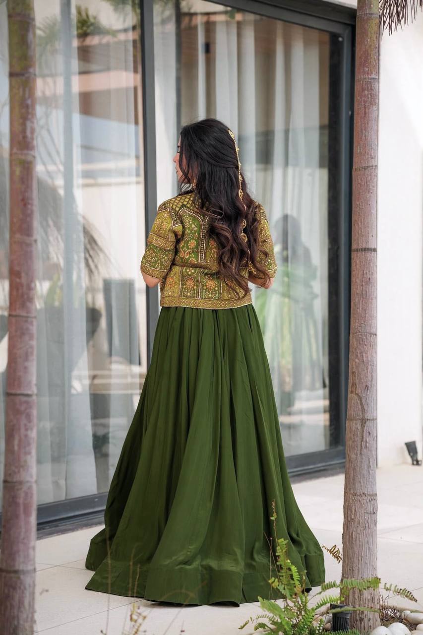 Yaari Collection Luxury Emerald Green Party Wear