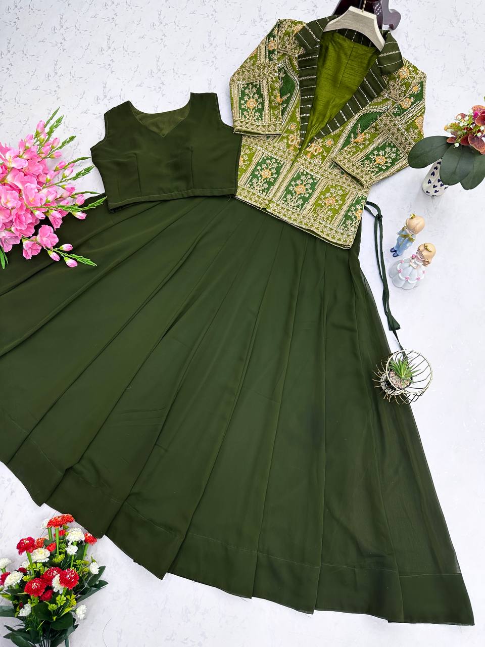 Yaari Collection Luxury Emerald Green Party Wear