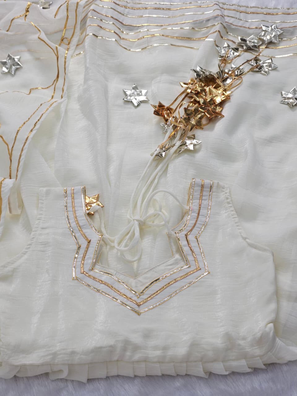 Nooré White Anarkali Gown – Yaari Collection